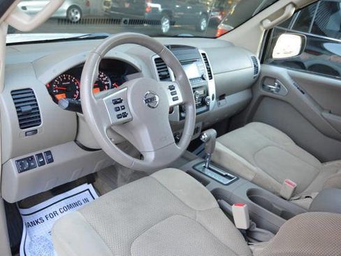 Used 2014 Nissan Frontier SV w/ SV Value Truck Package image 15