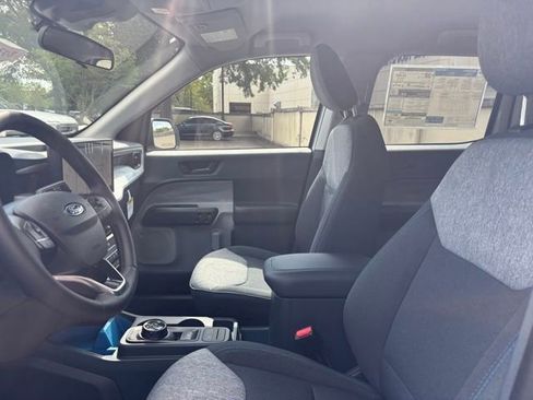 New 2025 Ford Maverick XLT w/ XLT Luxury Package image 13