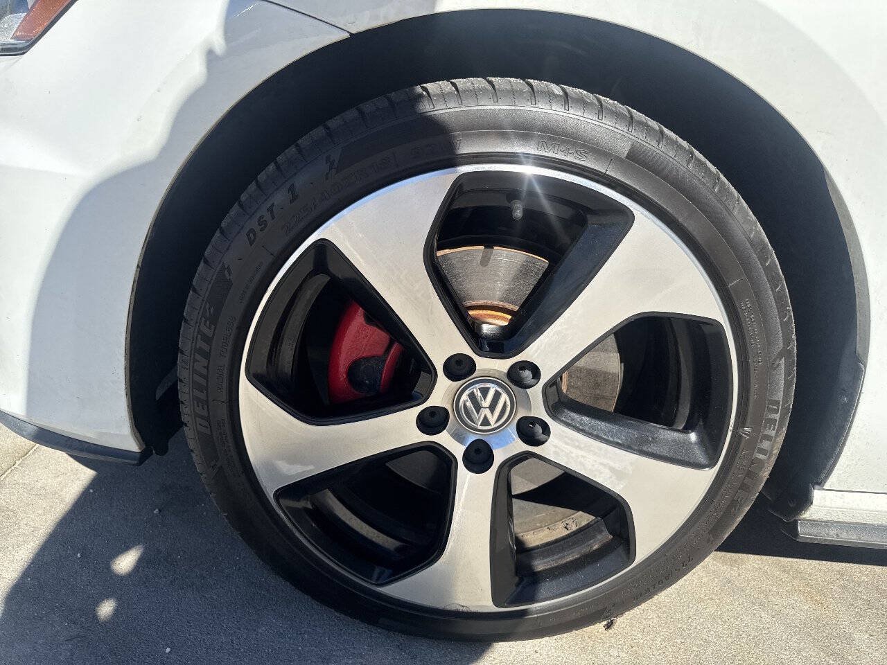 Used 2017 Volkswagen GTI S FWD image 19