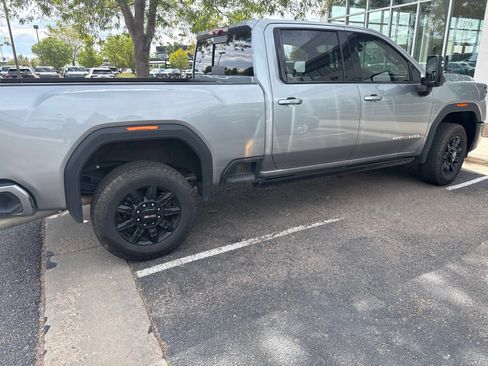 Used 2025 GMC Sierra 2500 AT4 w/ AT4 Premium Plus Package AWD/4WD image 2