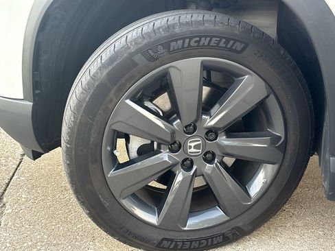 Used 2023 Honda Pilot Sport image 30