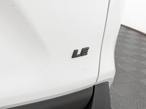 New 2025 Toyota RAV4 LE image 7