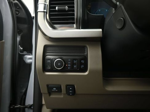 New 2026 Ford F450 Platinum w/ Platinum Plus Package AWD/4WD image 9