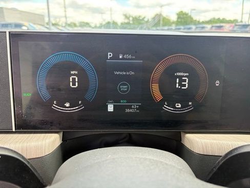 Used 2025 Hyundai Sonata SEL FWD image 15