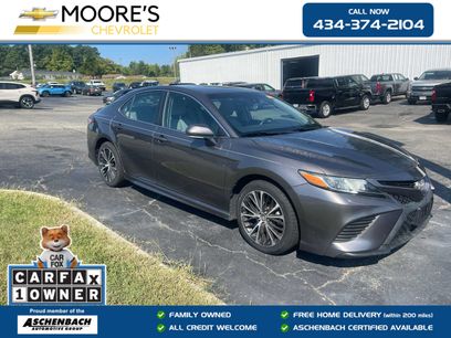 Used 2018 Toyota Camry SE w/ Convenience Package