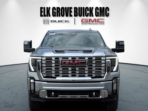 New 2026 GMC Sierra 2500 Denali w/ Denali Reserve Package image 9