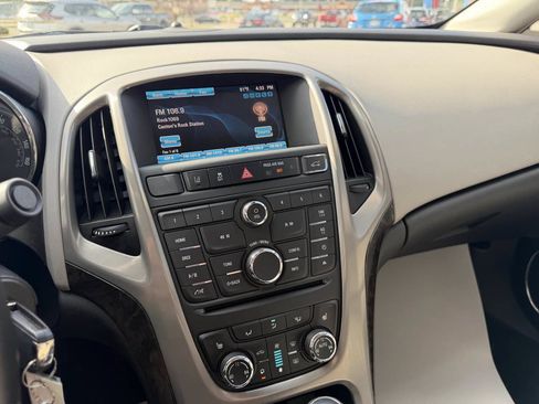 Used 2015 Buick Verano Convenience FWD image 22