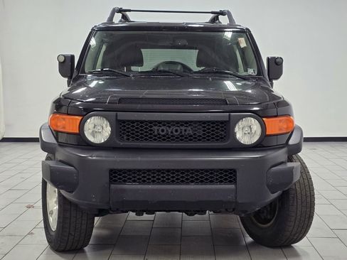 Used 2010 Toyota FJ Cruiser 4WD image 8