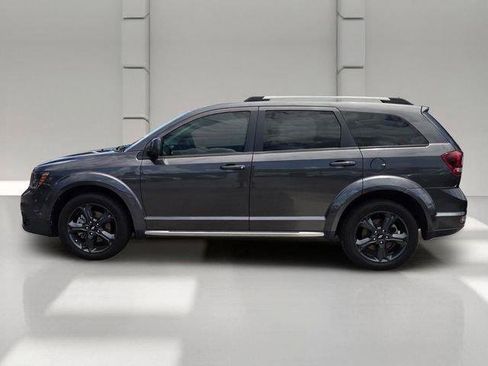 Used 2020 Dodge Journey Crossroad FWD image 2