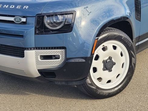 Used 2024 Land Rover Defender 110 S AWD/4WD image 9