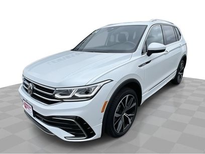 Used 2023 Volkswagen Tiguan SEL R-Line