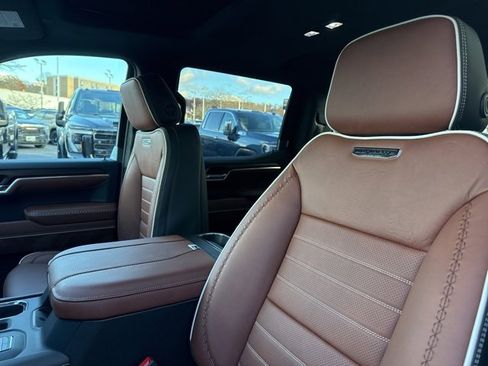 New 2026 GMC Sierra 1500 Denali Ultimate image 13