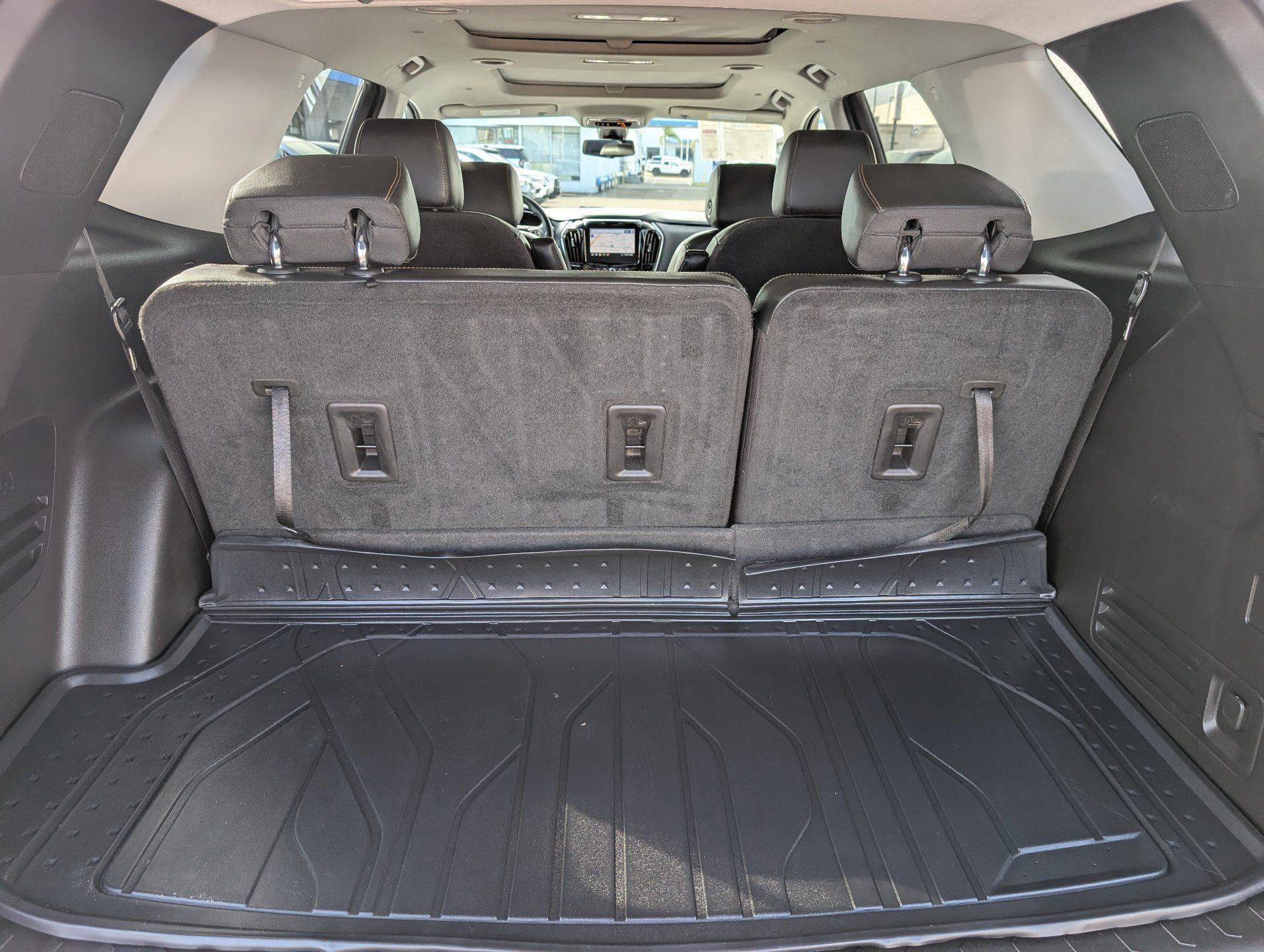 Certified 2021 Chevrolet Traverse Premier w/ Redline Edition FWD image 8