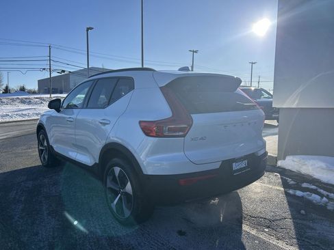 New 2026 Volvo XC40 B5 Plus w/ Protection Package Premier image 6