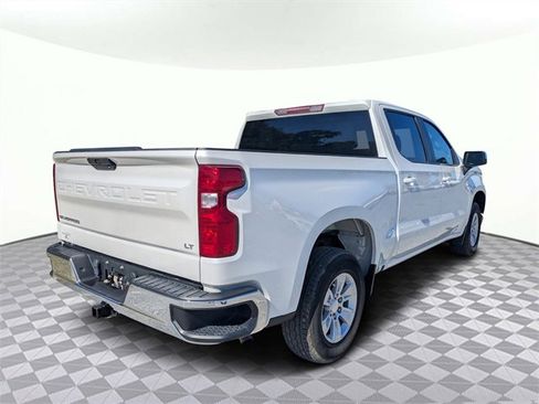 Used 2022 Chevrolet Silverado 1500 LT image 4