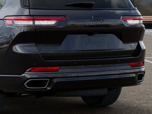 New 2025 Jeep Grand Cherokee L Summit w/ Obsidian Package AWD/4WD image 13