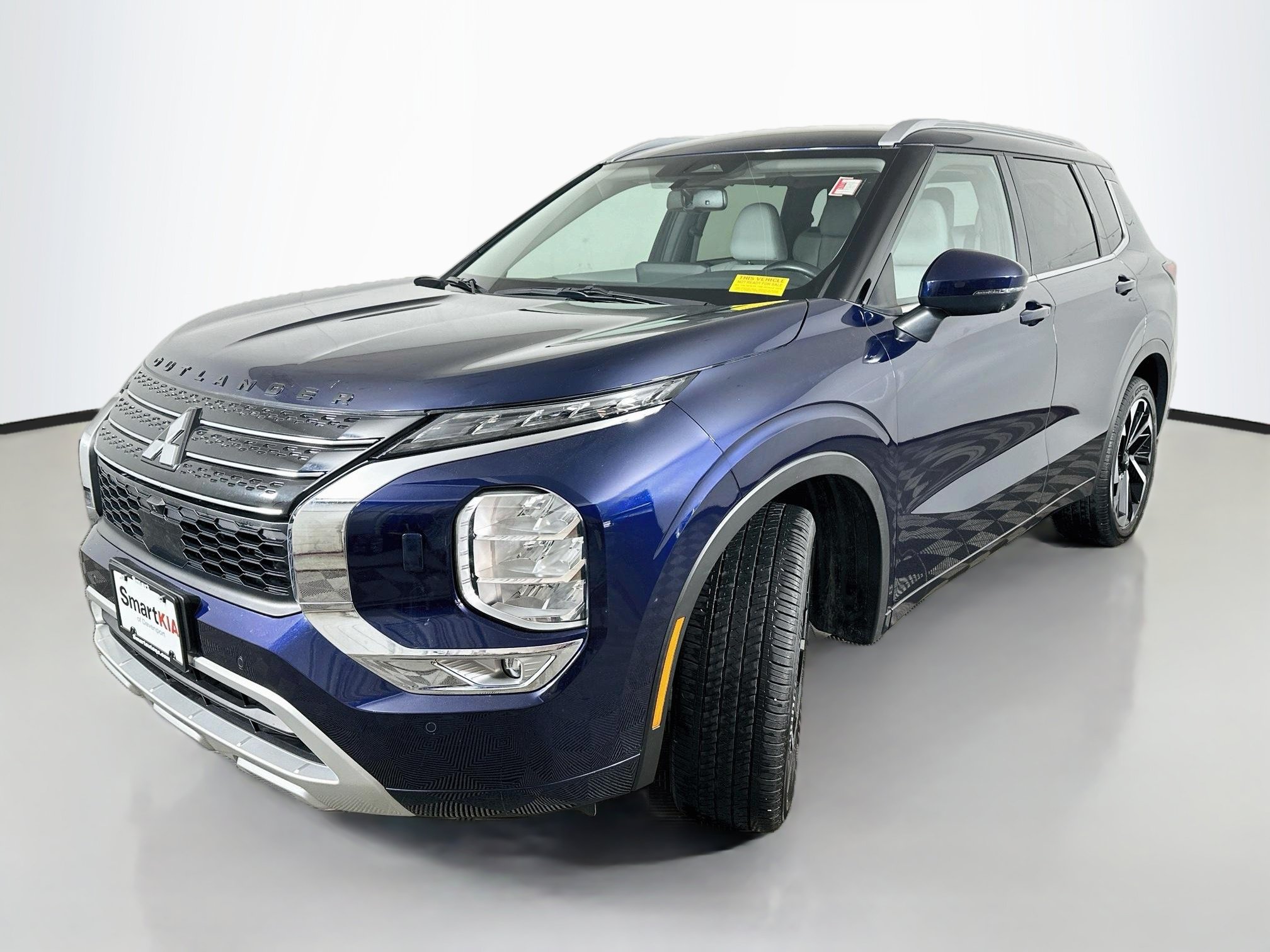 Used 2024 Mitsubishi Outlander SEL AWD/4WD image 3