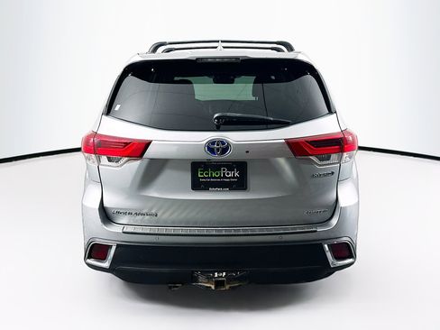 Used 2018 Toyota Highlander Limited Platinum AWD/4WD image 7