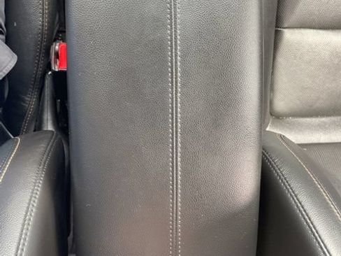 Used 2020 Chevrolet Equinox Premier FWD image 38