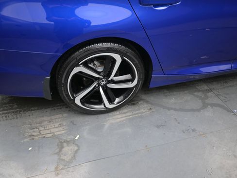 Used 2022 Honda Accord Sport Special Edition image 11