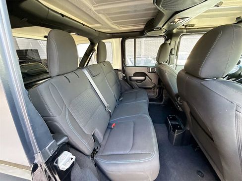 Used 2021 Jeep Wrangler Unlimited Islander image 30