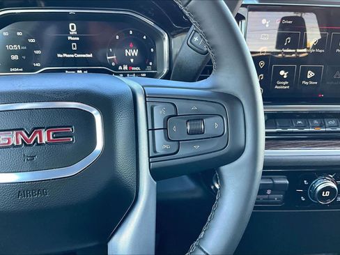 Certified 2025 GMC Sierra 1500 Elevation image 47