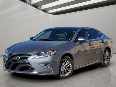 Used 2018 Lexus ES 350 w/ Navigation System Package