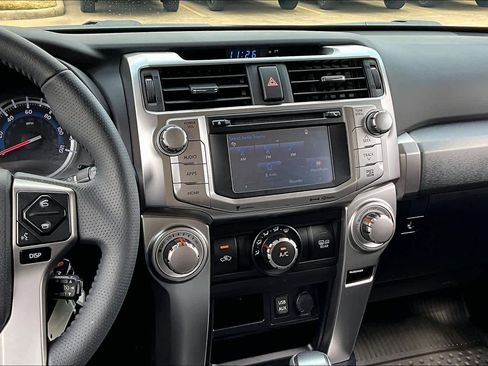 Used 2019 Toyota 4Runner SR5 image 7