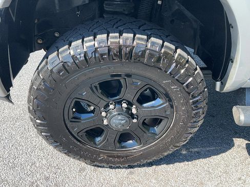 Used 2017 RAM 2500 Laramie w/ Sport Appearance Group AWD/4WD image 9