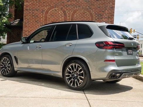Used 2025 BMW X5 M60i AWD/4WD image 7