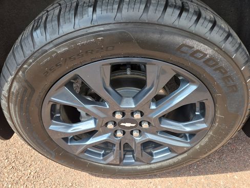 Used 2020 Chevrolet Traverse RS w/ LPO, Floor Liner Package image 10