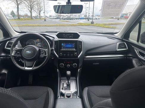 Used 2023 Subaru Forester Premium image 26