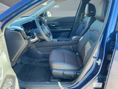 New 2026 Nissan Kicks SR w/ SR Premium Package AWD/4WD image 5