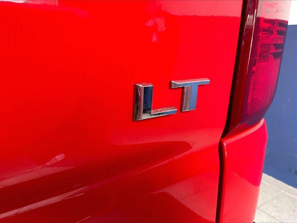 Used 2024 Chevrolet Silverado 1500 LT AWD/4WD image 28