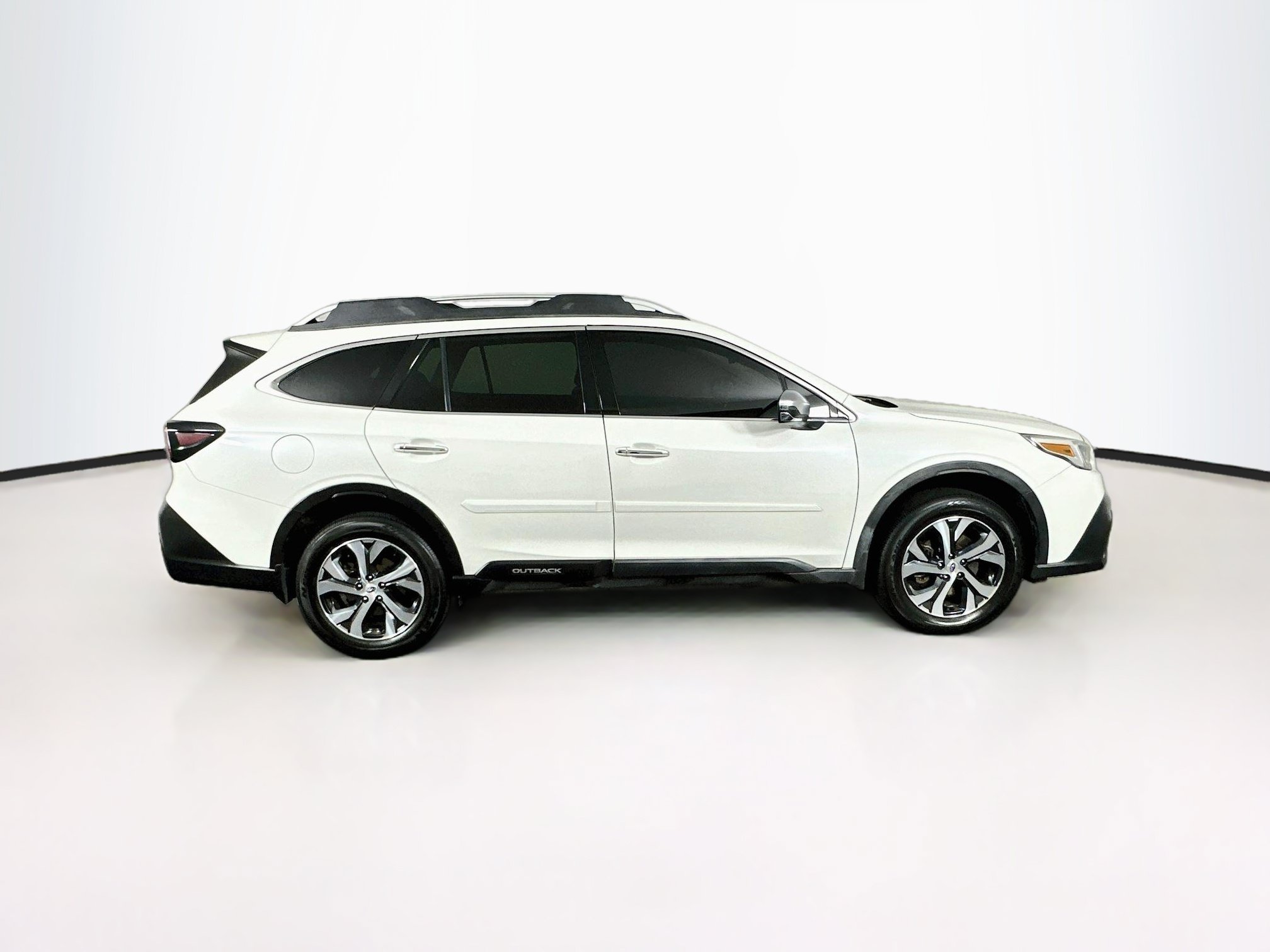Used 2020 Subaru Outback Touring XT AWD/4WD image 10
