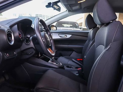 Used 2024 Kia Forte LXS image 18