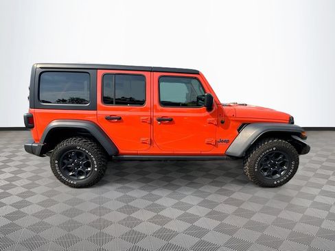 Certified 2023 Jeep Wrangler Unlimited AWD/4WD image 5