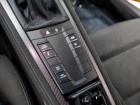 Used 2024 Porsche 718 Cayman GT4 RS image 30