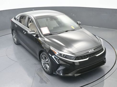 Used 2022 Kia Forte LXS w/ LXS Technology Package image 49