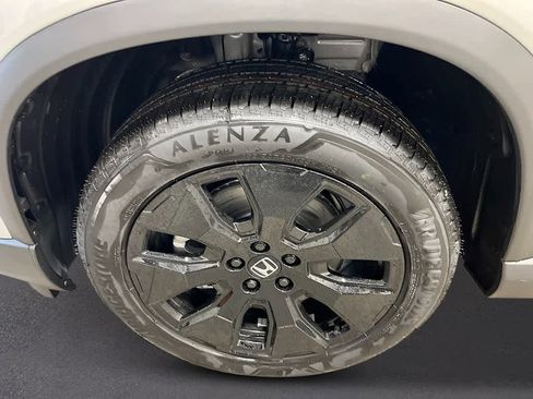 New 2026 Honda Pilot Black Edition image 11