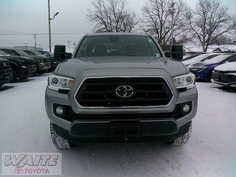 Used 2021 Toyota Tacoma SR5 image 7