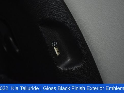 Used 2022 Kia Telluride EX w/ EX Premium Package AWD/4WD image 31