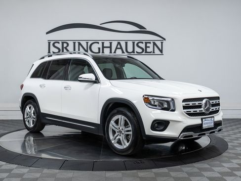 Certified 2021 Mercedes-Benz GLB 250 250 4MATIC image 3