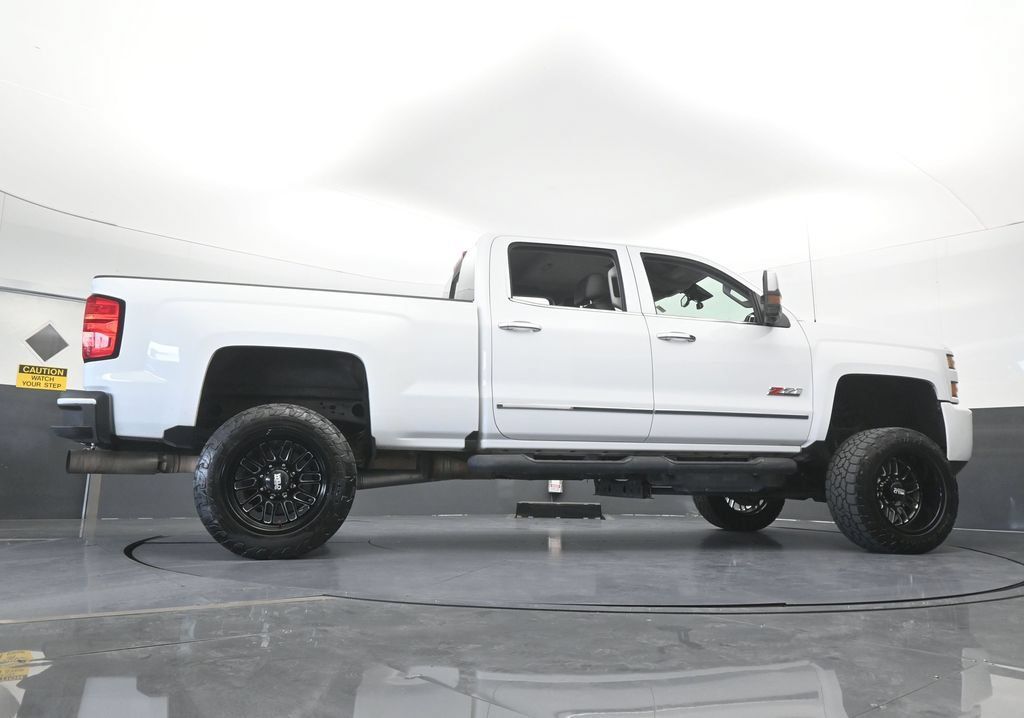 Used 2018 Chevrolet Silverado 2500 LTZ w/ Duramax Plus Package AWD/4WD image 70