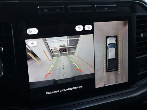 Used 2024 Ford F250 Lariat image 17