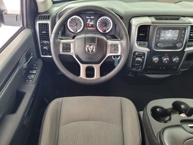 Used 2024 RAM 1500 Classic SLT AWD/4WD image 16