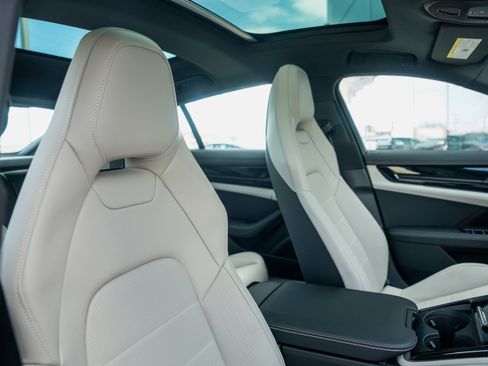 New 2026 Porsche Panamera 4 image 35