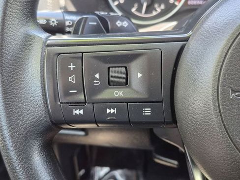 Certified 2024 Nissan Rogue SV AWD/4WD image 12