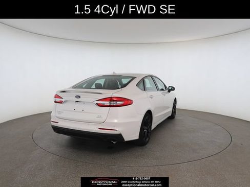 Used 2019 Ford Fusion SE w/ Equipment Group 151A FWD image 17