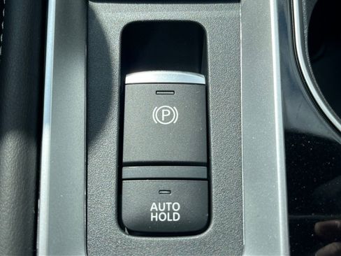 New 2025 Nissan Altima 2.5 SL image 32